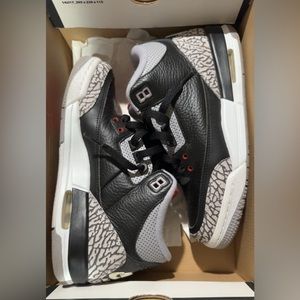 Air Jordan Retro 3 OG BG “ Black Cements “ size 6.5Y
